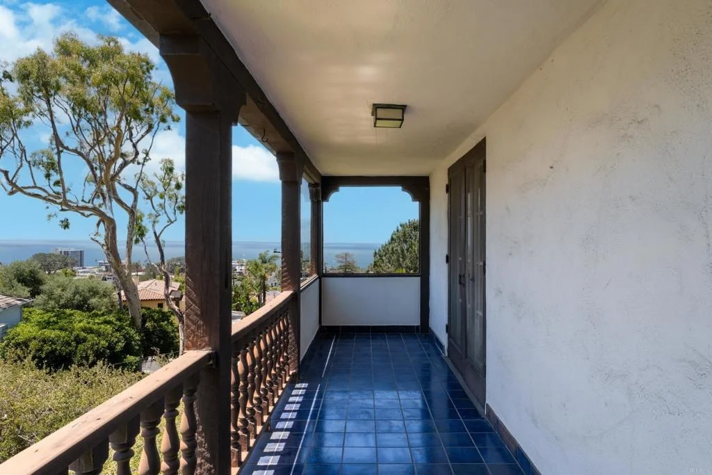 Photo of 1406 La Jolla Knoll