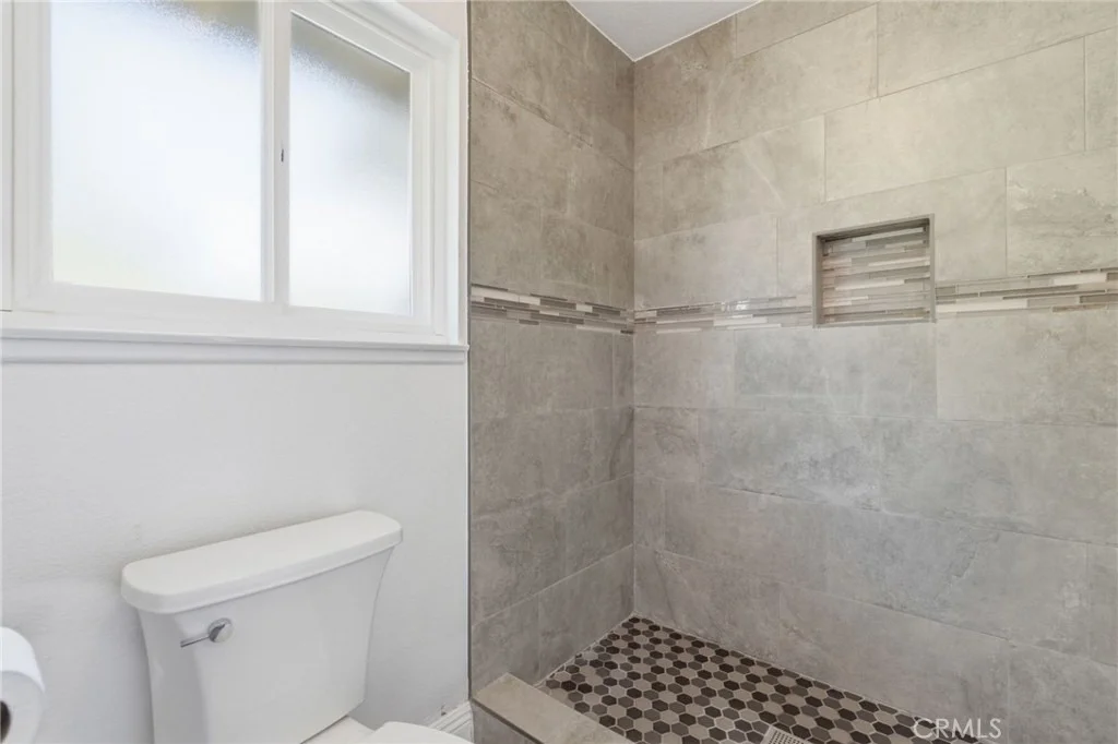 Photo of 44050 27th W