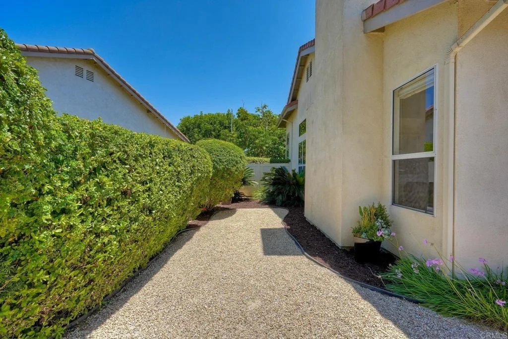 Photo of 5060 Avenida De La Plata