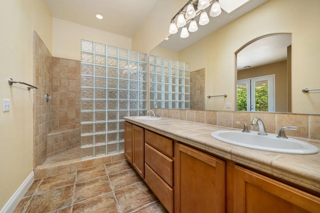 Photo of 53380 Avenida Obregon