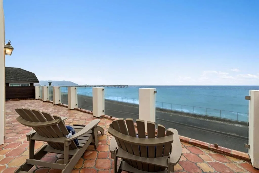 Photo of 1669 Beach Boulevard