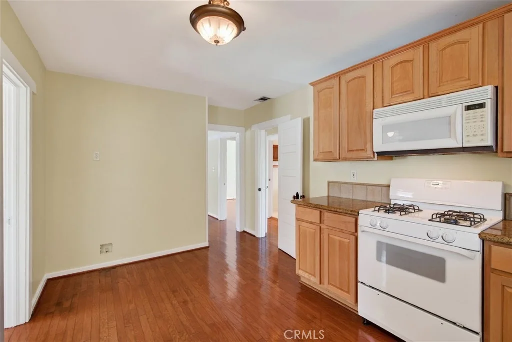 Photo of 3660 Linwood