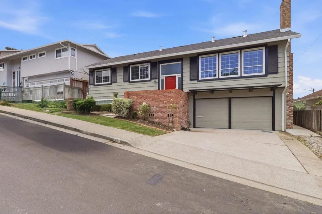 Photo of 221 Merced Drive