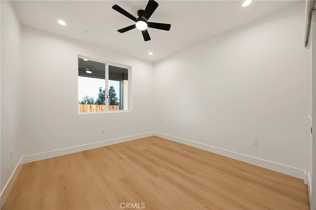 Photo of 1095 Fairview Drive