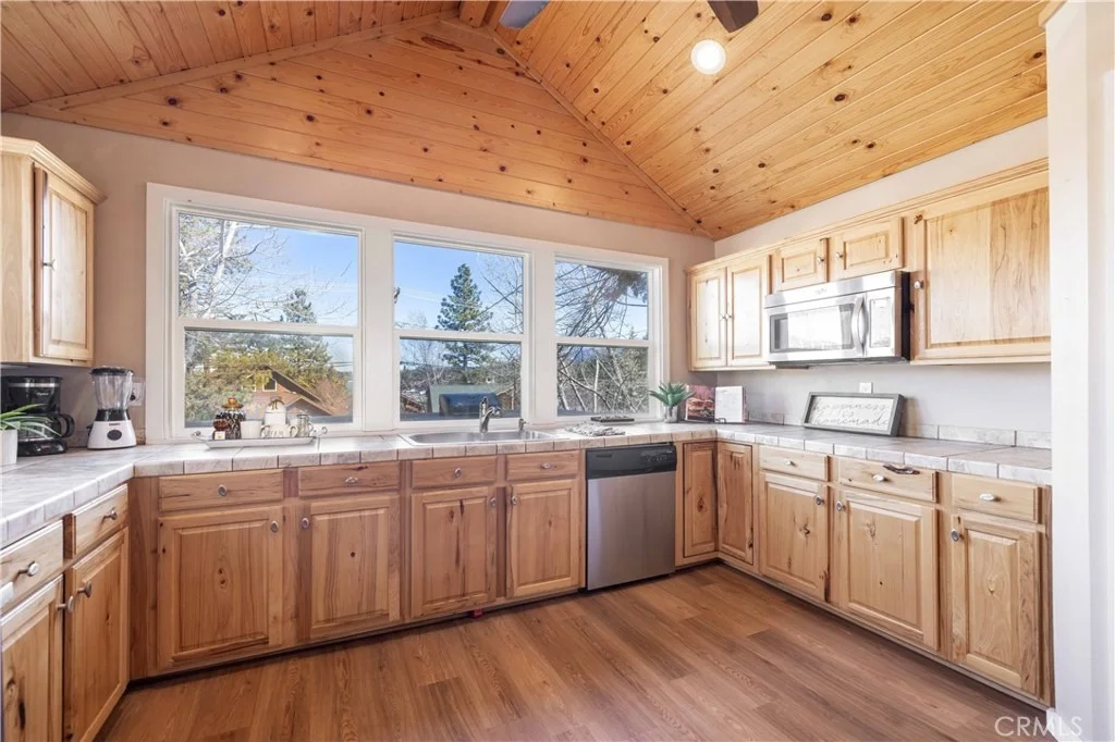 Photo of 40177 Lakeview