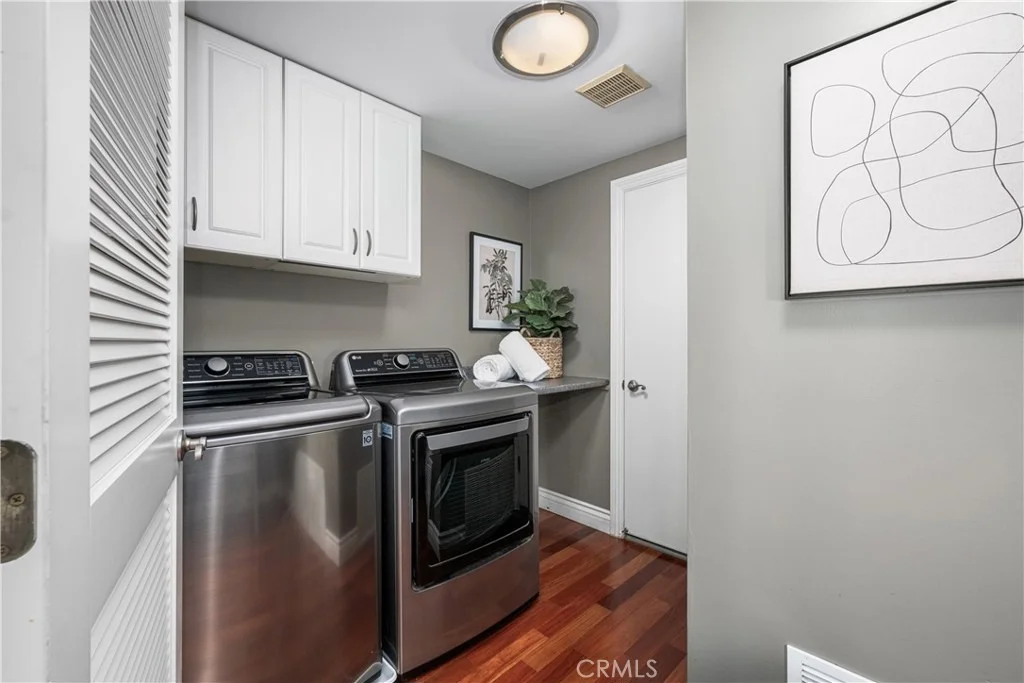 Photo of 3261 Lilly Avenue