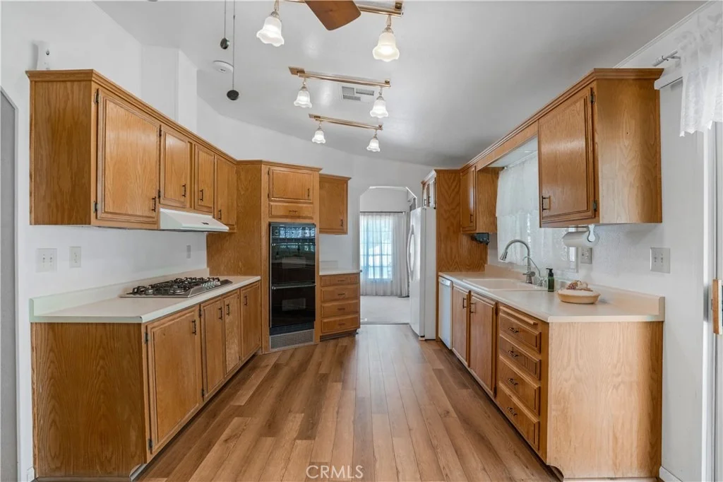 Photo of 2525 Apple Tree