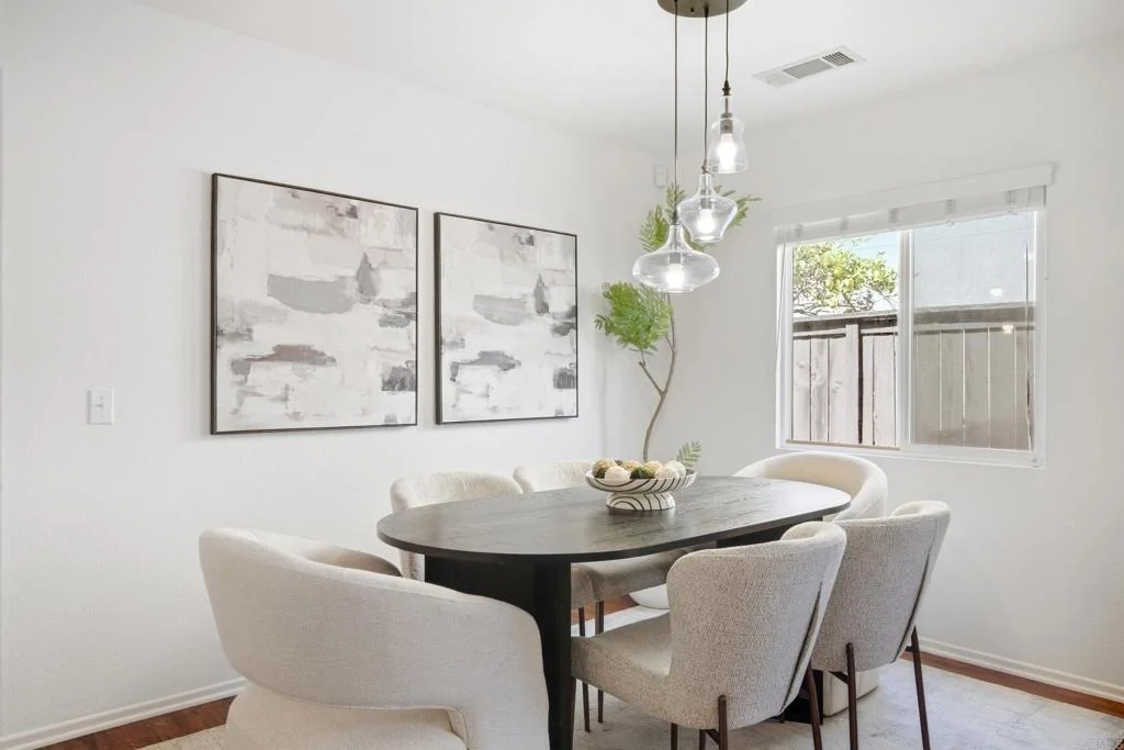Photo of 1009 Longfellow Court