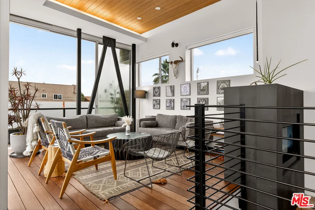 Photo of 1308 Pacific Avenue