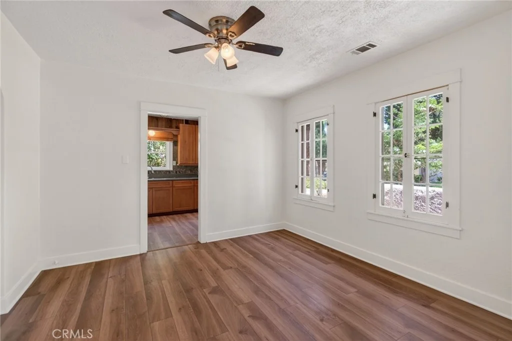 Photo of 3956 Beechwood