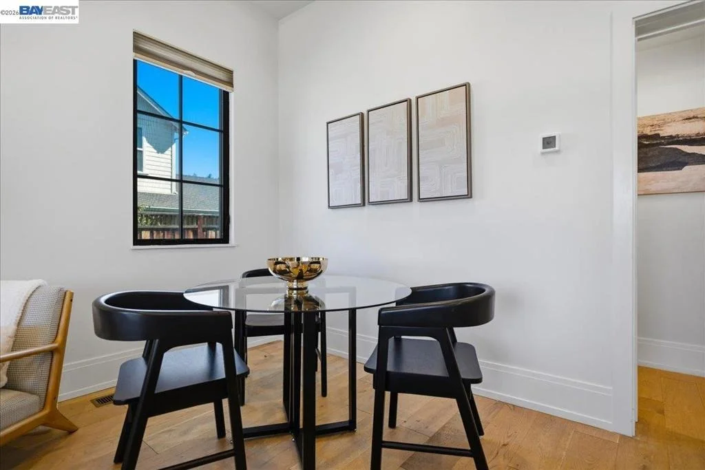 Photo of 3550 Vine St