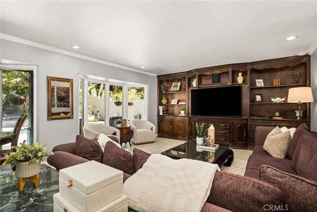 Photo of 4051 Salacia