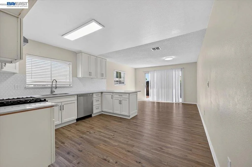 Photo of 2650 Colony Dr