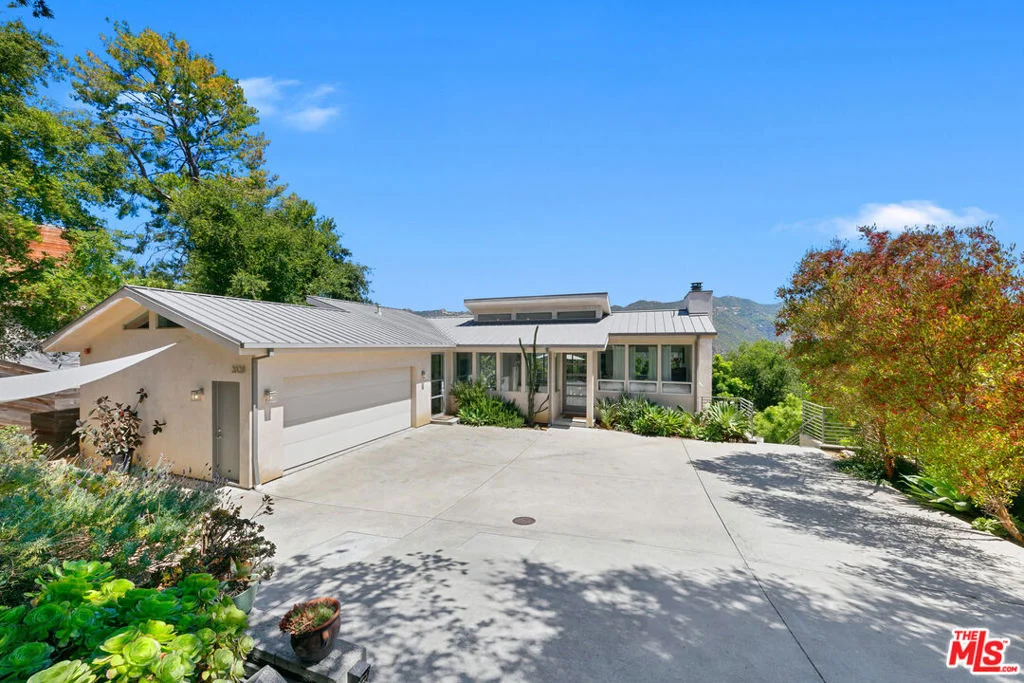 Photo of 2028 Corral Canyon Road