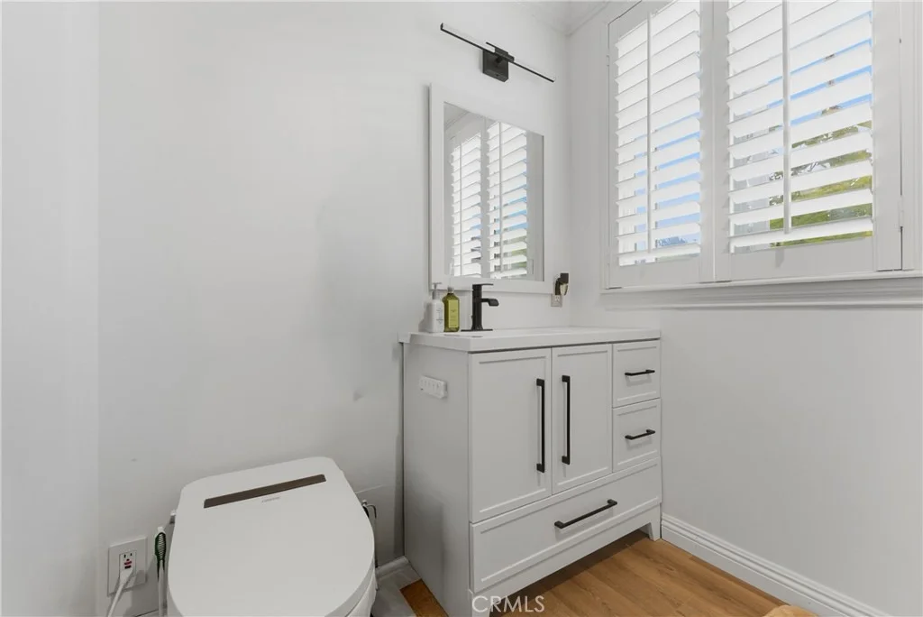 Photo of 520 W Hermosa