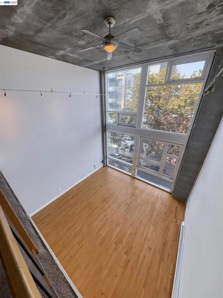 Photo of Unit 507 at 311 Oak St