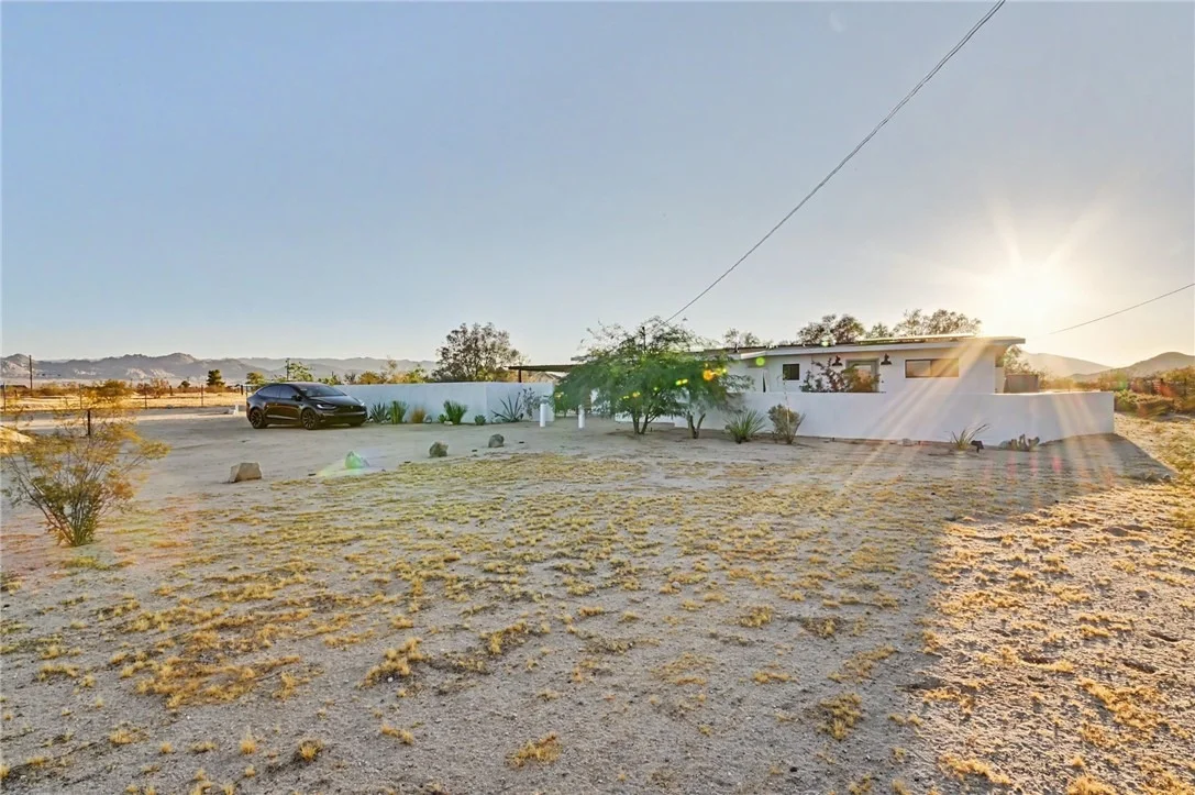 Photo of 4610 Sunkist