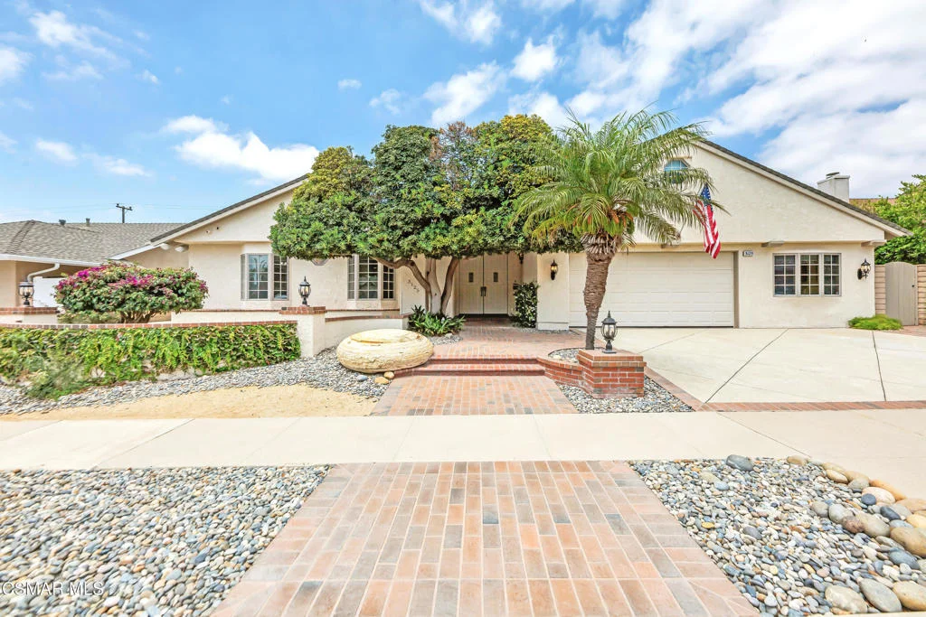 Photo of 3125 Divernon Avenue