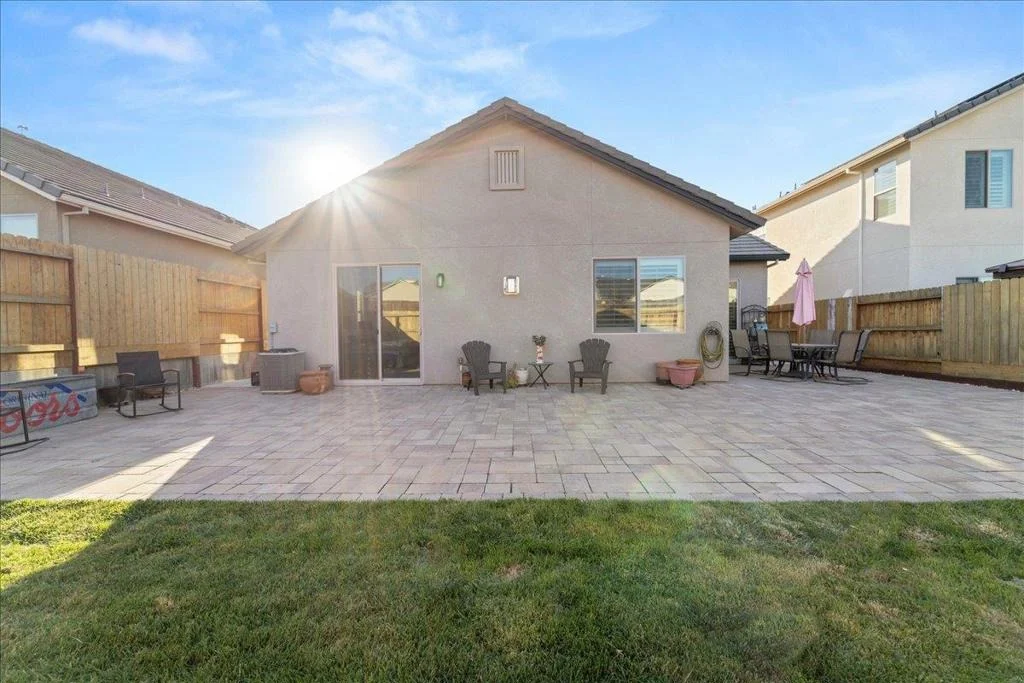 Photo of 1361 Azalea Drive