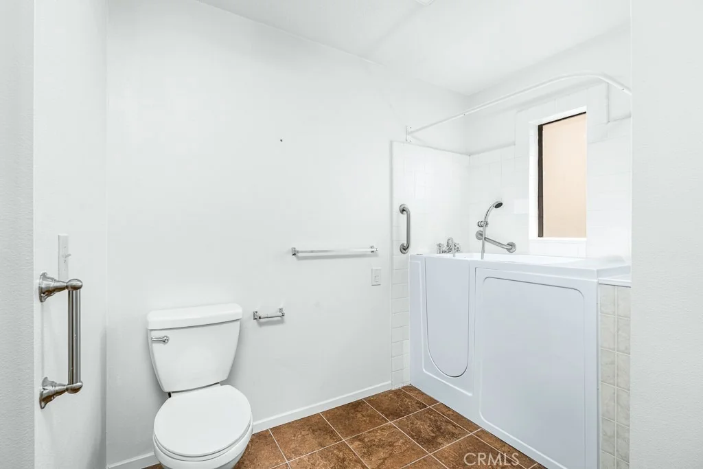 Photo of 1329 Hickory Drive