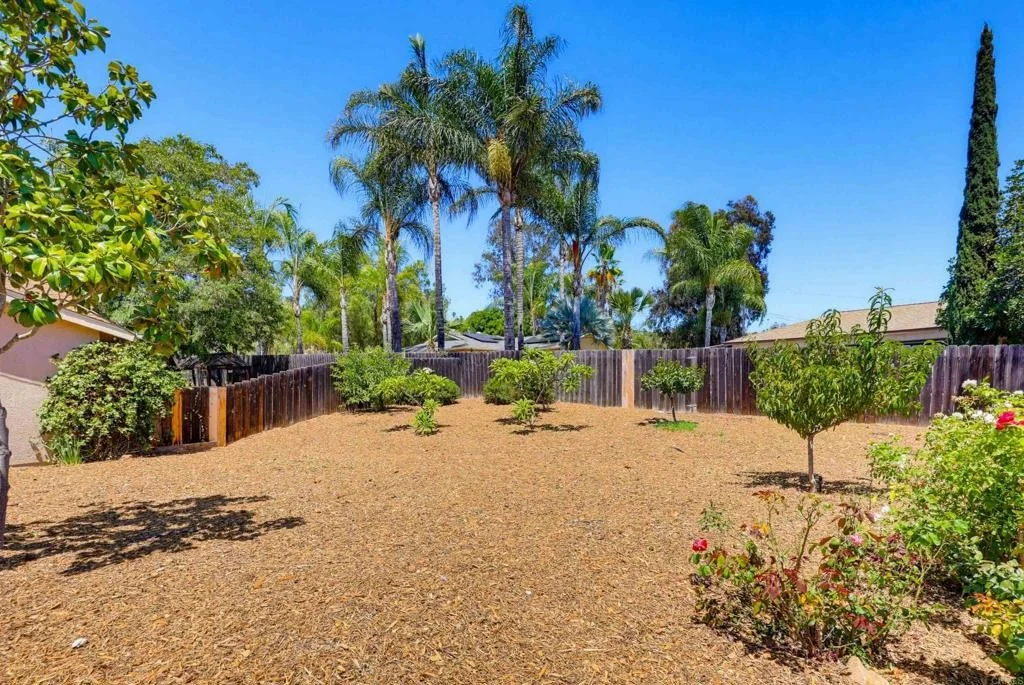 Photo of 9744 Sierra Madre Road