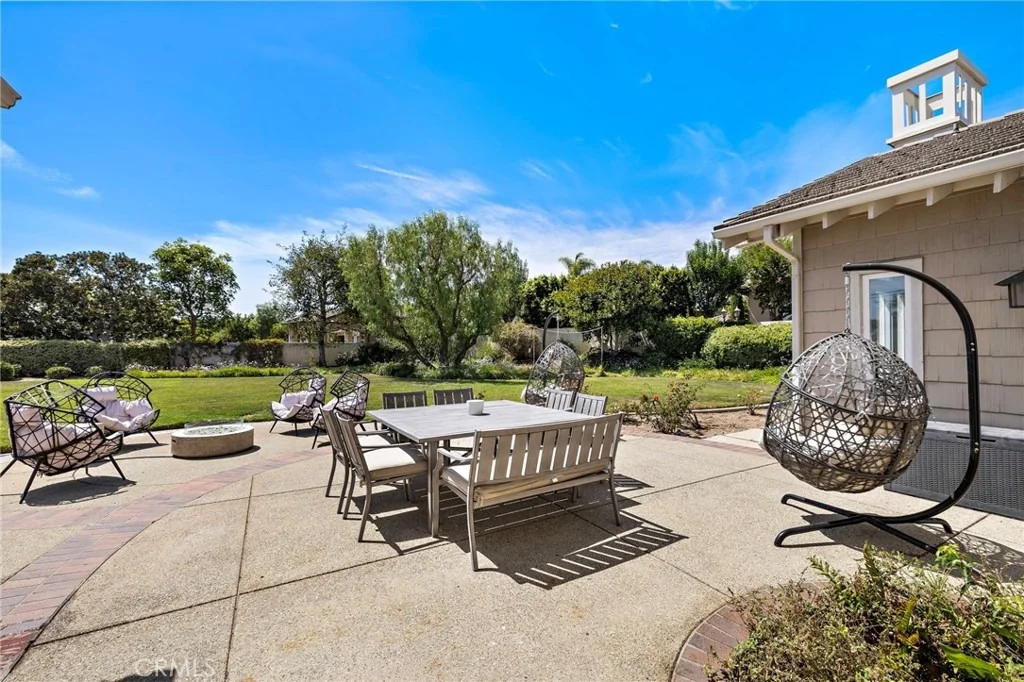 Photo of 1582 White Alder
