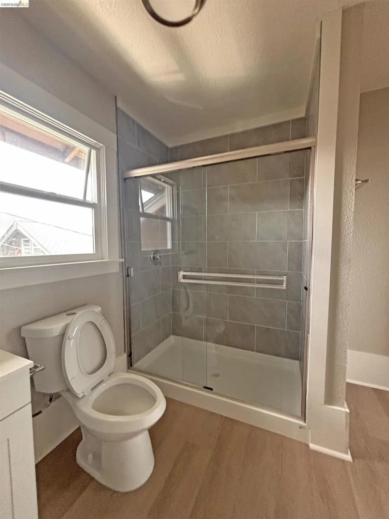 Photo of 2417 Sonoma Blvd