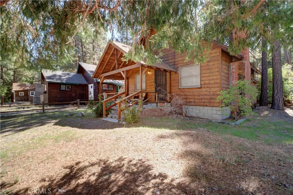 Photo of 1469 Ross
