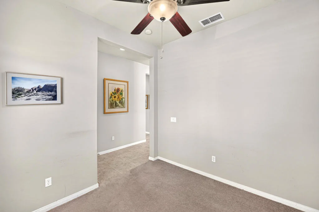 Photo of 81665 Avenida De Baile