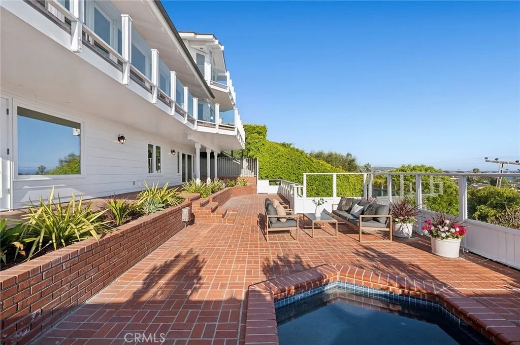 Photo of 701 Kings Road