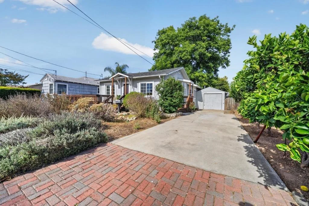Photo of 4855 Pine Street