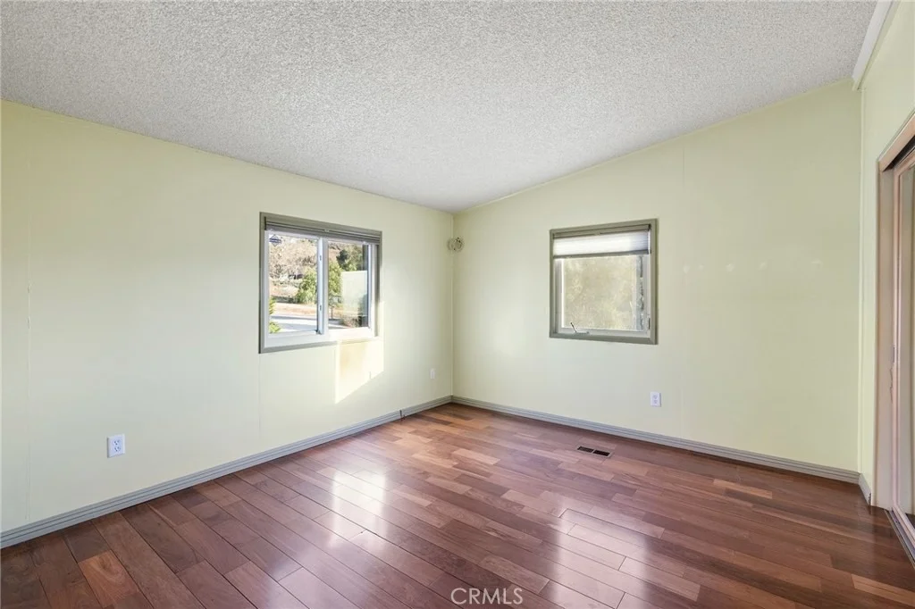 Photo of 20204 Lakeridge