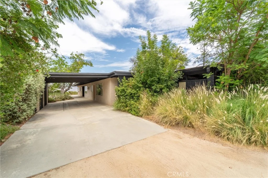 Photo of 28280 Rawlings Road