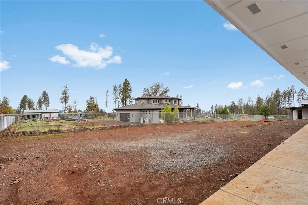 Photo of 722 Madrone Way