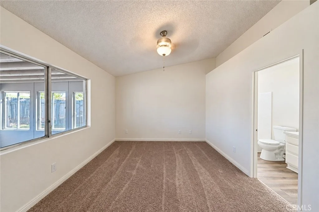 Photo of 1291 Comiskey Court