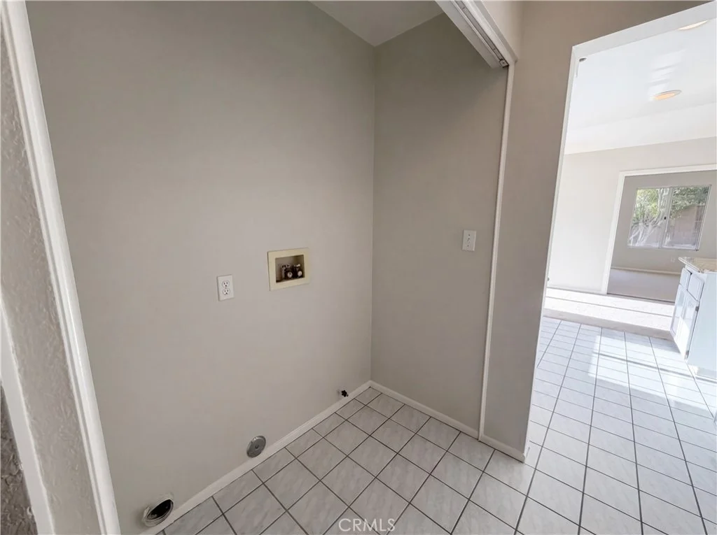 Photo of 2565 W Fairview Drive