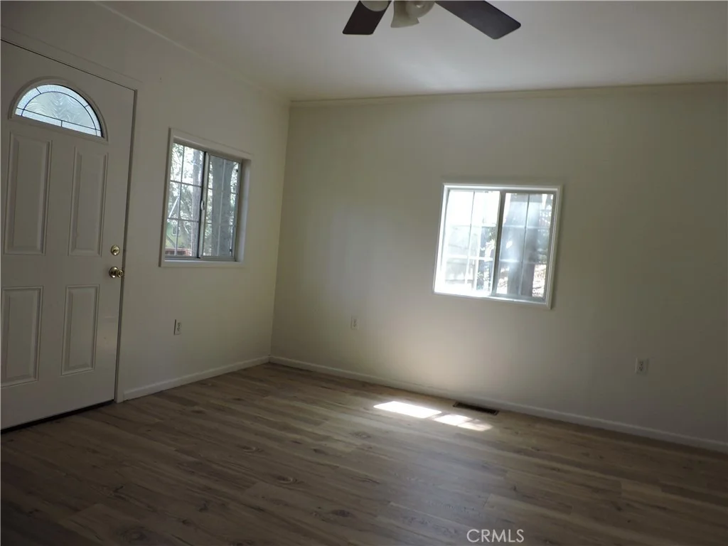 Photo of 657 Knoll