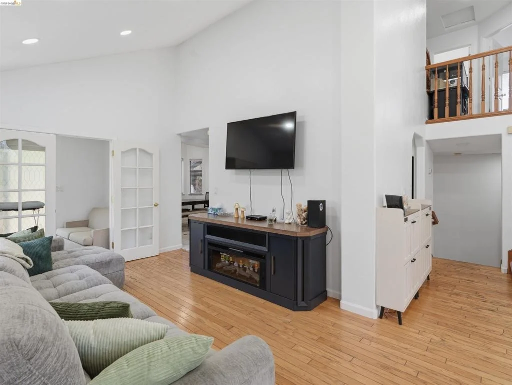 Photo of 1529 Thistle Court