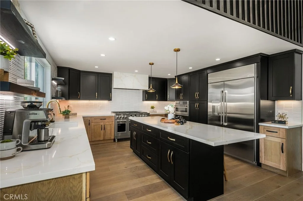 Photo of 3566 Beverly Glen