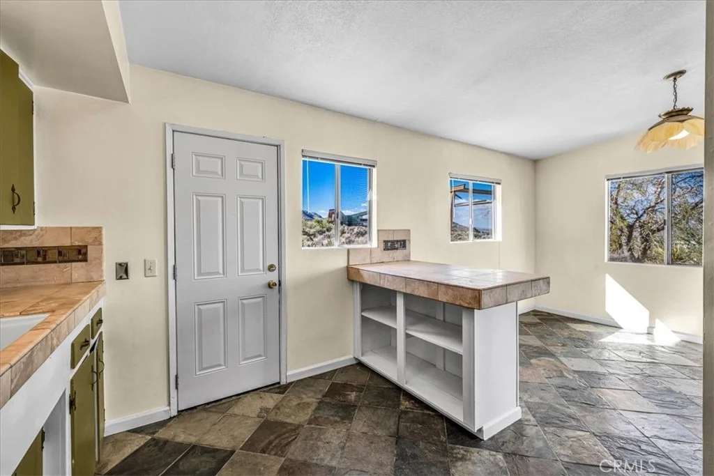 Photo of 8680 Star Lane