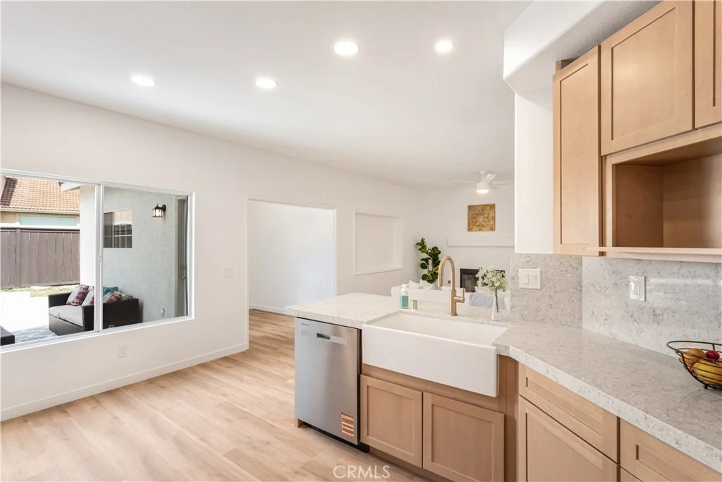 Photo of 230 Del Mesa