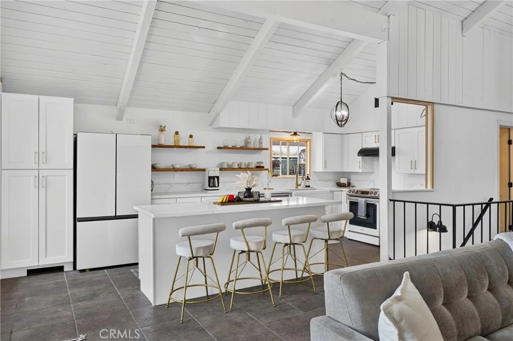 Photo of 628 Rose