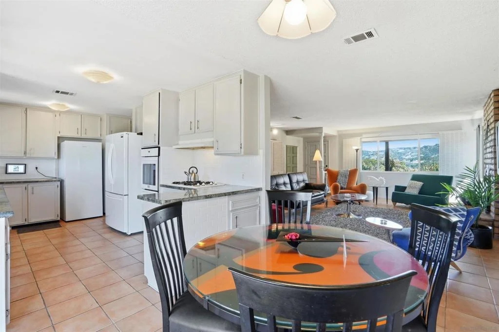 Photo of 2384 Glenn Rd