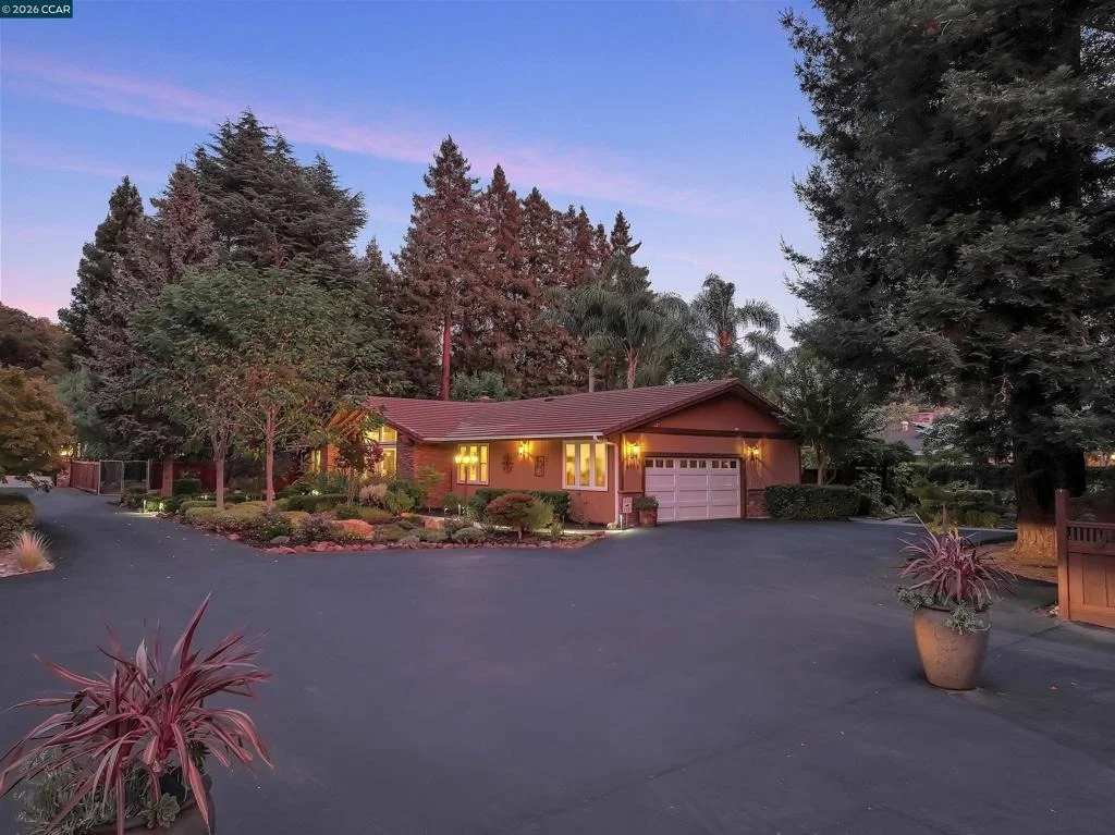 Photo of 5179 Alhambra Valley Rd