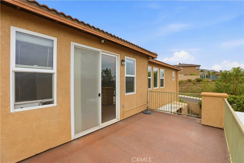 Photo of 15979 Skyridge