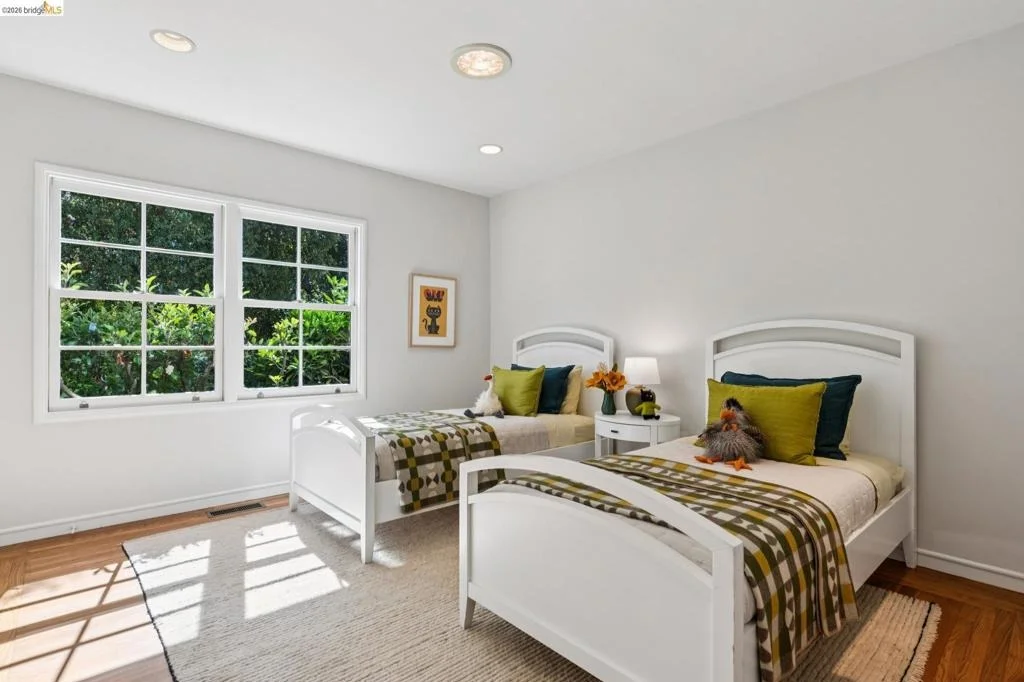 Photo of 929 Contra Costa Ave
