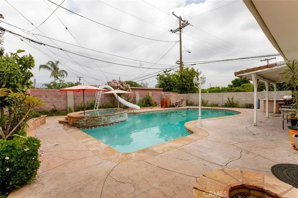 Photo of 1503 Coronel