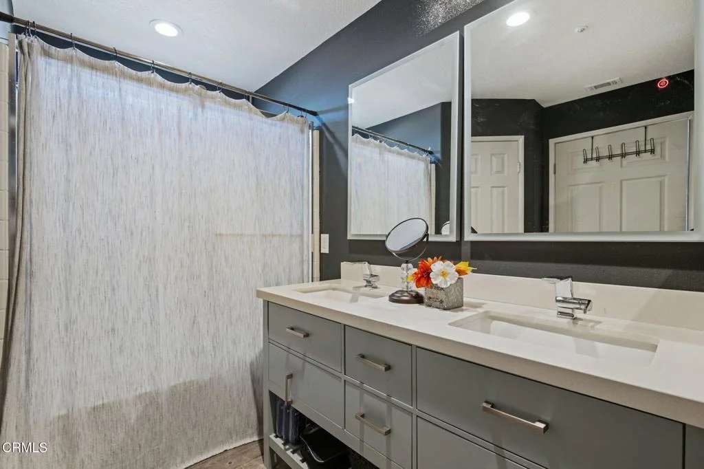 Photo of 5460 Dunbar Drive