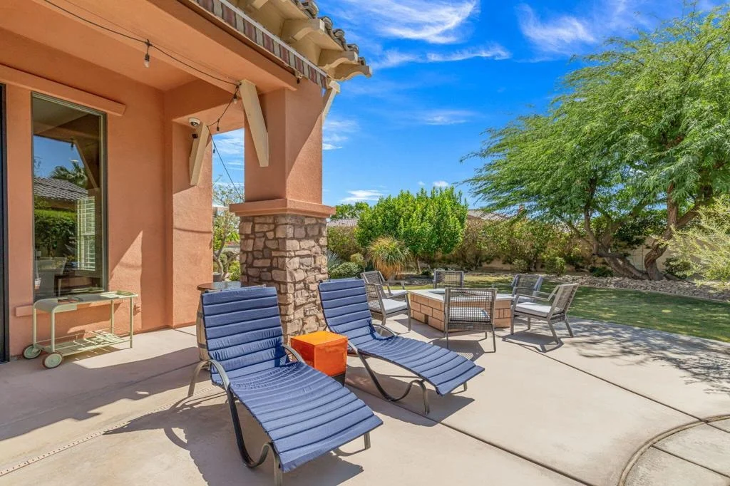 Photo of 49233 Constitution Drive