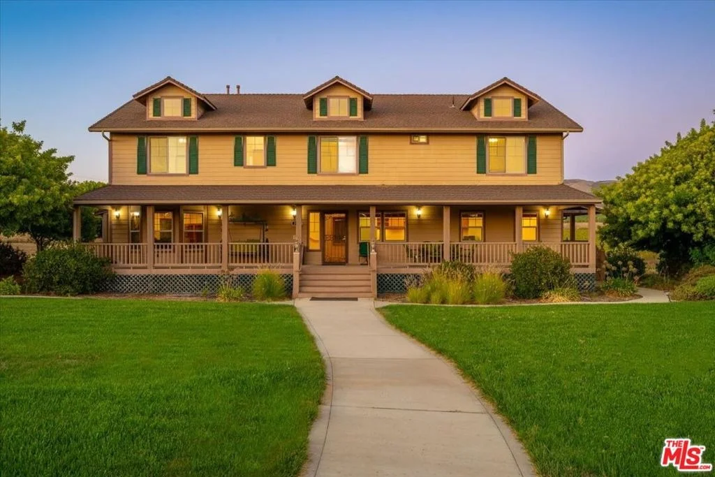 Photo of 230 Hans Place